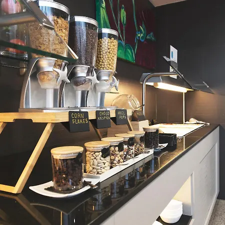 Отель & Real Ciudad De Сарагоса