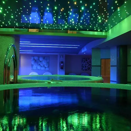 & Real Ciudad De 4*