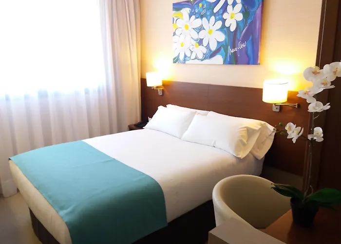 호텔 & Real Ciudad De 4*