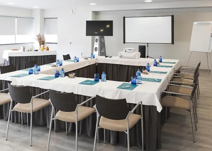 & Real Ciudad De Hotel Saragozza