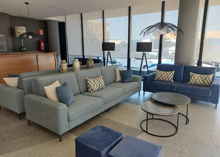 Hotell & Real Ciudad De 4*