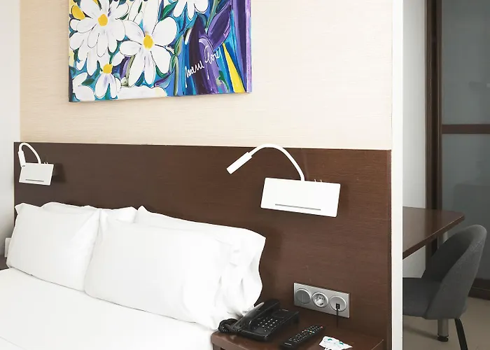 & Real Ciudad De Hotell