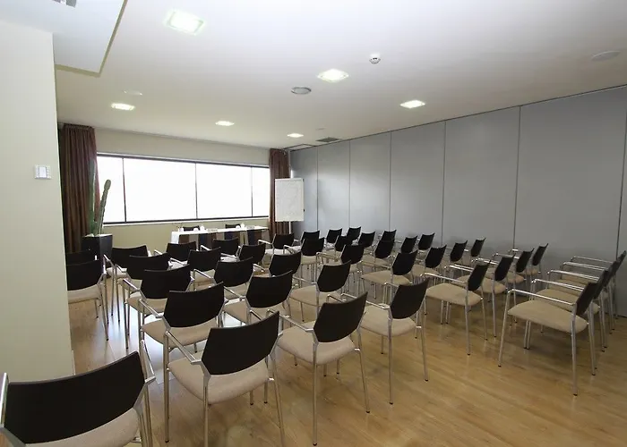 & Real Ciudad De Zaragoza