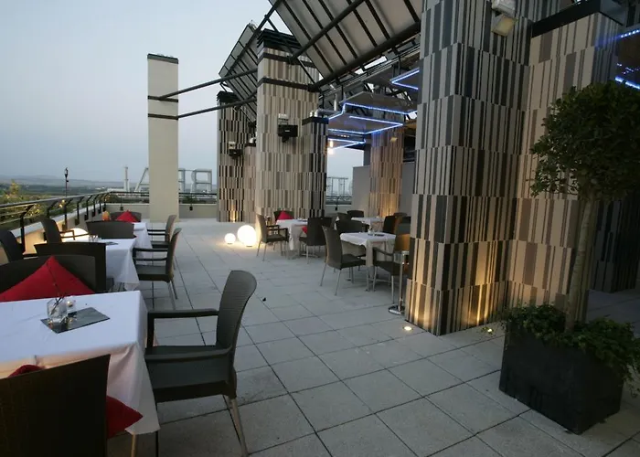 Hotel & Real Ciudad De Saragozza