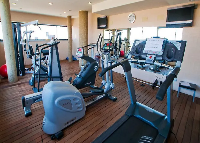 & Real Ciudad De Hotell