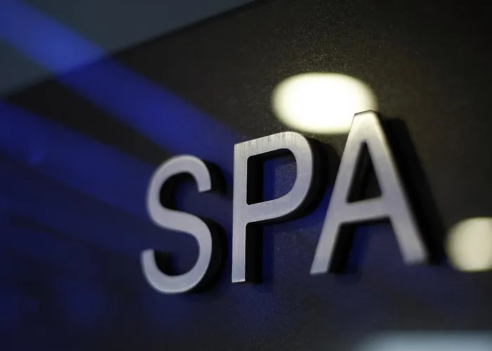 & Real Ciudad De 사라고사